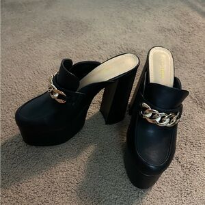 Black platform heels - Fashion Nova size 10